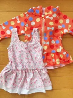 花柄ワンピース水着　futafuta ラッシュガード