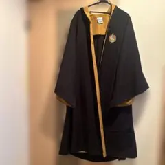 Harry Potterスタジオツアー ハッフルパフ ローブ Sサイズ - メルカリ