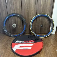 700C ディスクホイールカバー ピストorフロント用？ - メルカリ