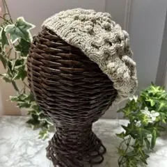 ベージュ編み込みベレー帽