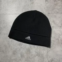 adidas アディダス　刺繍パフォーマンスロゴ　ニットキャップ　ビーニー