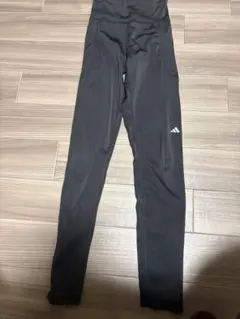 アディダス　ロングタイツ