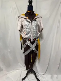 宇佐美リト コスプレ衣装