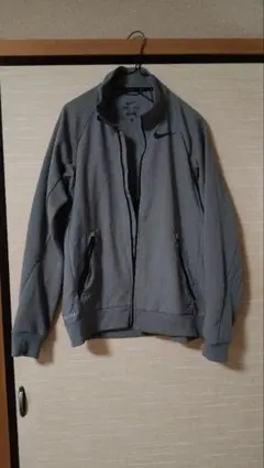 Nike ナイキ　ジャケット　グレー♪