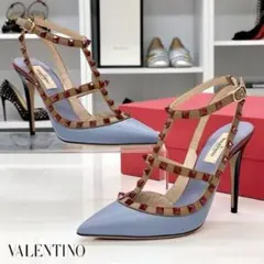 ヴァレンティノ ロックスタッズ レザー パンプス ブルー