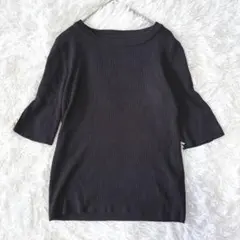 ビス　トップス　リブニット　リブ編み　五分袖　ブラック　金ボタン　黒　フリー
