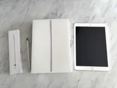 iPad シルバー 本体 (第7世代、32GB)+ Apple Pencil