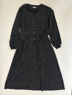 ドット柄 ブラックワンピース