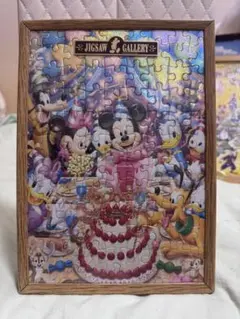 Disney ふしぎ絵 ジグソーパズル 300ピース - メルカリ