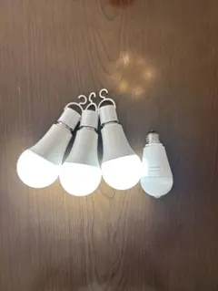 停電しても消えない電球 と パナソニック 人感センサー付きLED電球