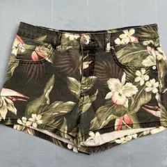 フローラルプリント ショートパンツ