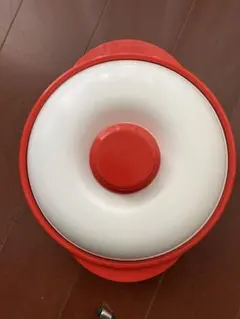 電子レンジ専用調理器　レンジメートプロ　レッド