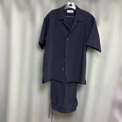 ADAM ET ROPE'のセットアップ　オープンカラーシャツ&スラックスのサムネイル