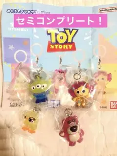 トイ・ストーリー めじるしアクセサリー 4個セット ガチャ　まとめ売り