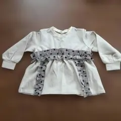 フリル付きベージュスウェットトレーナー