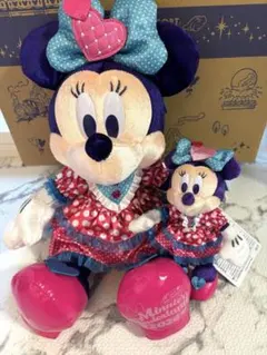 ディズニー　パルパルーザ　ミニーのファンダーランド　ぬいぐるみ　ぬいぐるみバッジ