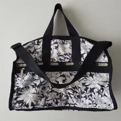 【なぁな 様専用】LeSportsac 花柄ボストンバッグ レスポ 白黒