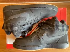 未使用　NIKE COURT BOROUGH 24.5 ナイキ　コートバーロウ