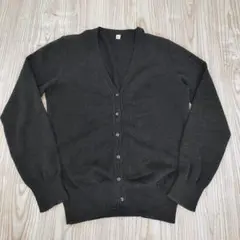 【UNIQLO】Vネック ニットカーディガン