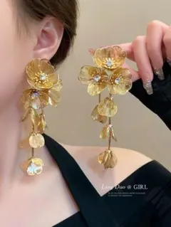 ウエディングピアス 揺れる 結婚式 二次会 和装 演奏会 卒業式 発表会