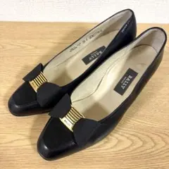 未使用に近い★ヒール3cm　FENDI　スクエアトゥ　ビットローファー　ブラック 未使用に近い☆ヒール3cm FENDI スクエアトゥ ビットローファー