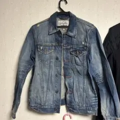 Levi's デニムジャケット Mサイズ