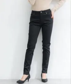【新品】美品　パンツ　スリムカラースキニー レディース ブラック　Lサイズ