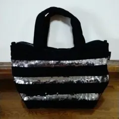 スパンコール装飾のお洒落なハンドバッグ