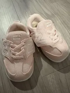 ニューバランス　ベビー　スニーカー