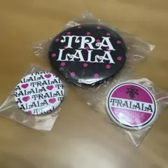 TRALALA 缶バッジ 3点セット　平成レトロ　LiZLISA姉妹ブランドのサムネイル