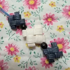 エコクラフトで作ったチャーム　ストラップ　ハンドメイド　匿名配送