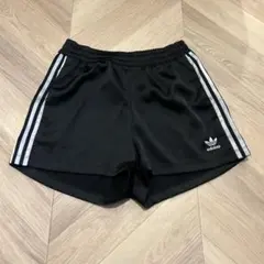 アディダス　adidas オリジナルス　ショートパンツ