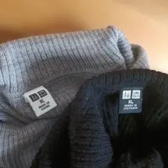 UNIQLO メリノリブタートルネックセーター