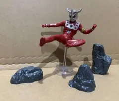アルティメットルミナス ウルトラマン レオ・岩セット