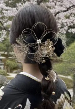 成人式　ブライダル　卒業式　髪飾り　ブラックゴールド水引フラワー　和装髪飾り