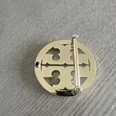 Tory Burch ゴールドカラー サークルロゴ チャームのサムネイル