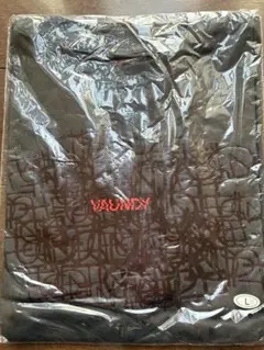 VAUNDY 黒 Tシャツ Lサイズ