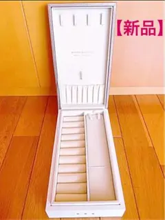 Item thumbnail for item 54bf5451-e73f-4e57-bee1-24f71a961740