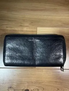 レア✨バレンシアガ 長財布 ラウンドファスナー シワ加工 ロゴ刻印