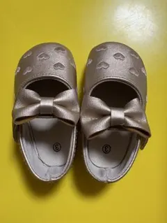 ゴールド ハート模様 リボン付き ベビーフォーマルシューズ