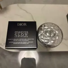 Dior ディオールスキン グロウ ルミナイザー 05 ブルー ストロボ