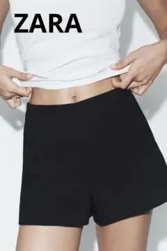 【新品】今季 ZARA ハイウエストショートパンツ S ブラック
