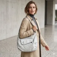 ペレボルサ 3WAY リュック ショルダーバッグ 白 PELLE BORSAのサムネイル
