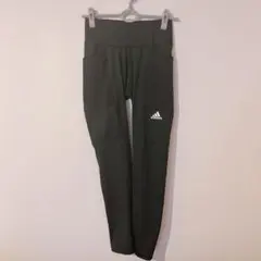 adidas レギンス