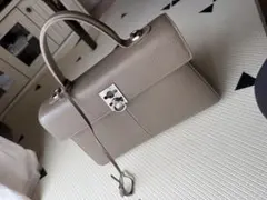 2025年最新】カフネ バッグ グレーの人気アイテム - メルカリ