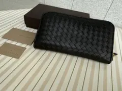 美品ボッテガヴェネタ　イントレチャート　長財布　ラウンドジップ　ファスナー／男女
