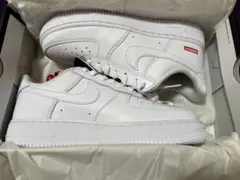 Supreme × Nike Air Force 1 Low 