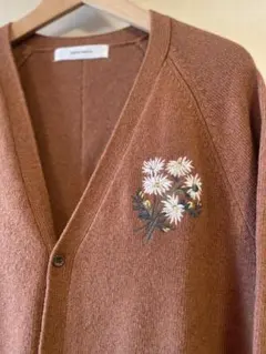 スーパーハッカ　花の刺繍 ブラウン系ロングカーディガンM〜L美品