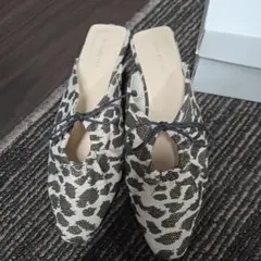 Item thumbnail for item fa6fbb30-a544-478f-8335-07faccc6a72e