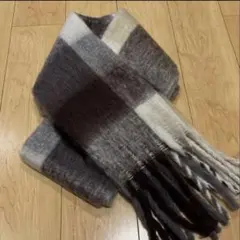 【新品・未使用】大柄チェックマフラー